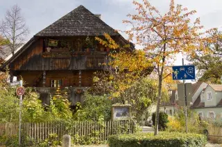 20210311_Kriechbaumhof_Haidhausen Der Kriechbaumhof in Haidhausen im Herbst