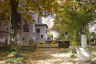 20210429_Friedhof_Neuhausen Herbst auf dem Winthirfriedhof in Neuhausen