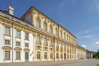 Neues Schloss Schleissheim bei Sonnenschein