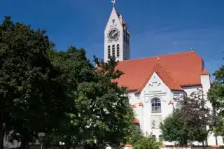 Evangelische Erlöserkirche an der Münchner Freiheit Evangelische Erlöserkirche an der Münchner Freiheit