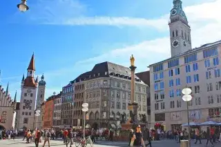 201202-marienplatz16-leonie-liebich Der Münchner Marienplatz