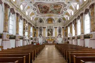 201212-buergersaalkirche-innensansicht_Sankt-Michaelsbund Innenansicht der Bürgersaalkirche in der Altstadt