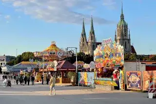 2021_sommerinderstadt_theresienwiese_anettegoettlicher Sommer in der Stadt auf der Theresienwiese