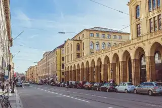 210202_maximilianstraße_Mde-AnetteGöttlicher Die Maximilianstraße