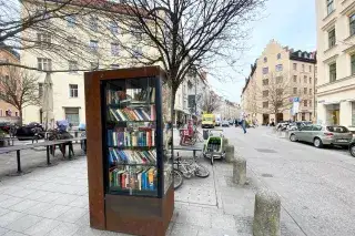20210517_Bilder Social_Anette Göttlicher Bücherschrank im Dreimühlenviertel.