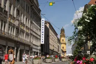 20210624_Kunsthalle_München_ES Die Kunstgalerie von außen in der Innenstadt