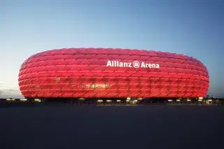 20210107_Top_20_Sehenswürdigkeiten Der FC Bayern München trägt seine Heimspiele in der Allianz Arena aus