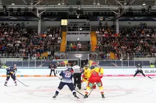 Eishockey im Olympia-Eissportzentrum im Olympiapark Eishockey im Olympia-Eissportzentrum im Olympiapark