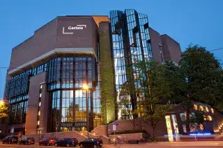 20201223_Kostenloser_Freizeitspaß Der Gasteig bei Nacht