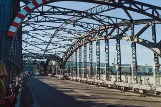 20201210_Hackerbrücke Die Hackerbrücke