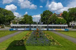Tram Karolinenplatz