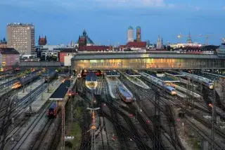 201106_hauptbahnhof-muenchen-_Uwe_Miethe_DeutscheBahn_AG Der Hauptbahnhof in München