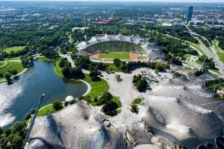 201107_olympiapark-panorama_Olympiapark_München_GmbH Olympiapark von oben