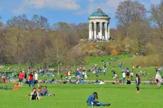 Englischer Garten im Frühling Englischer Garten im Frühling