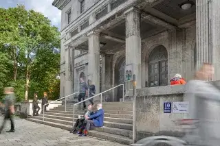 Eingang des Zentralinstituts für Kunstgeschichte Eingang des Zentralinstituts für Kunstgeschichte