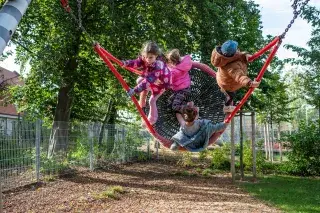Kinder spielen in der Kita an der Infanteriestraße