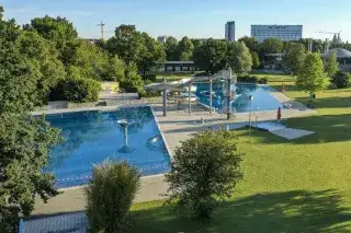 Das Freibad West von oben