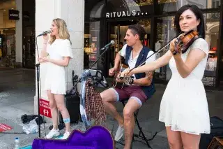 Ania Jools in der Münchner Innenstadt Ania Jools in der Münchner Innenstadt