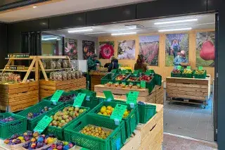Gemüseladen auf dem Elisabethmarkt Gemüseladen auf dem Elisabethmarkt