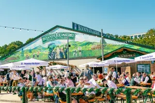 Boandlkramerei mit Biergarten