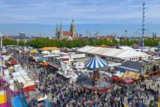 Frühlingsfest - Panoramablick vom Riesenrad