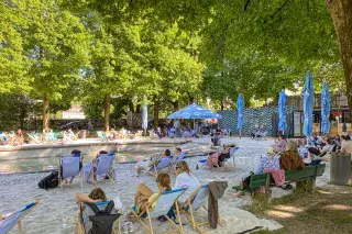 Kulturstrand am Vater-Rhein-Brunnen