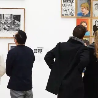 Besucher im Haus der Kunst