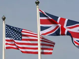 Britische und amerikanische Flagge